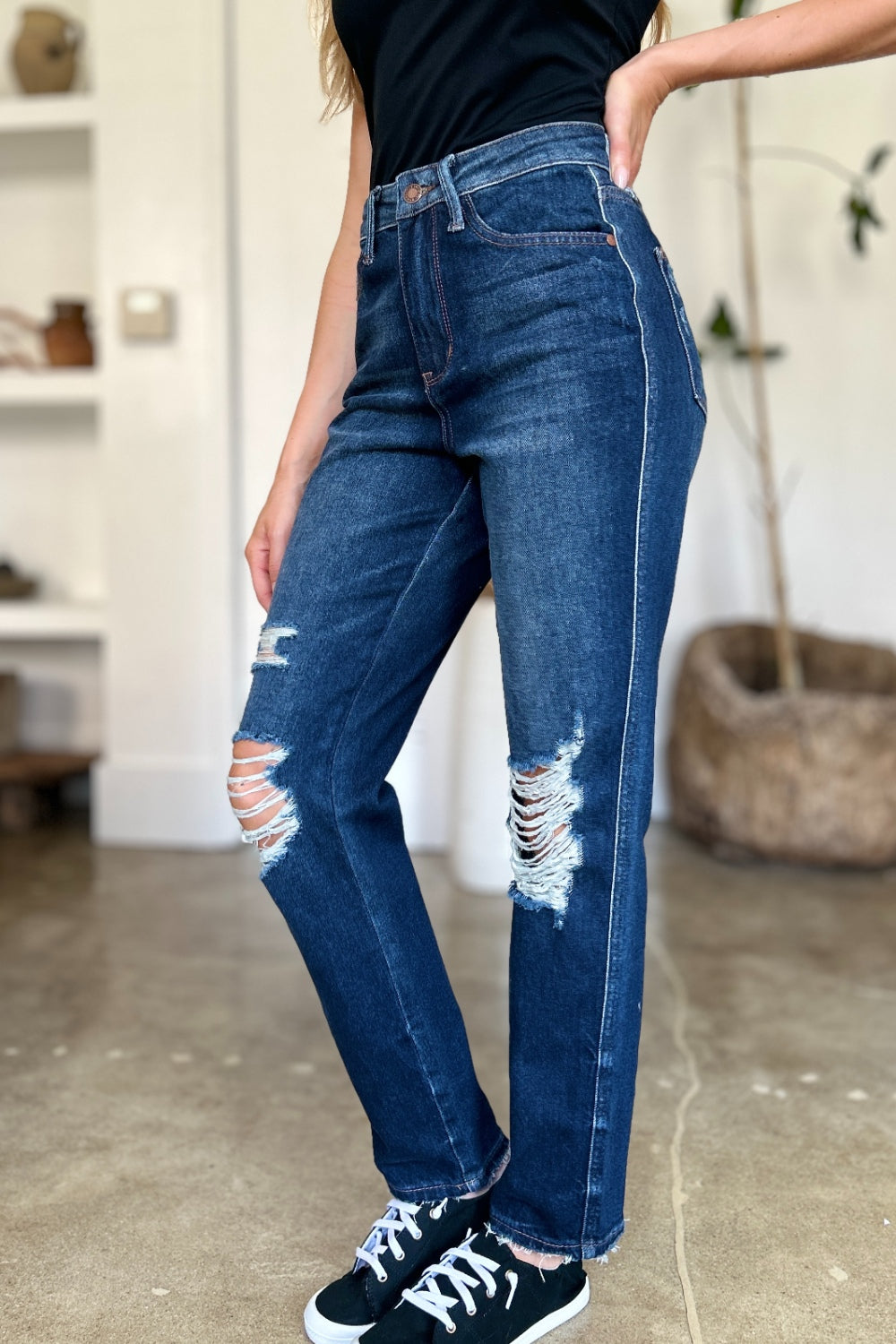 Judy Blue High-Waist Rigid-Magic Heavy-Destroy Straight Jeans - Dark Color - (0-24W)