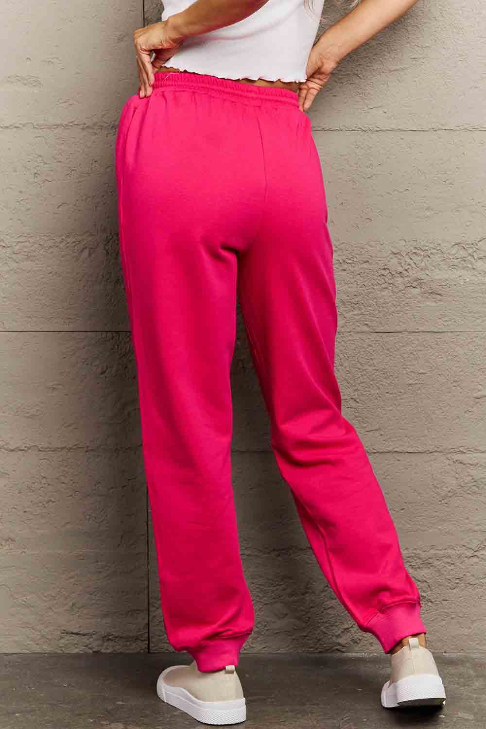 "DAY YOU DESERVE" GRAPHIC DRAWSTRING SWEATPANTS - DEEP ROSE - (S-3XL)