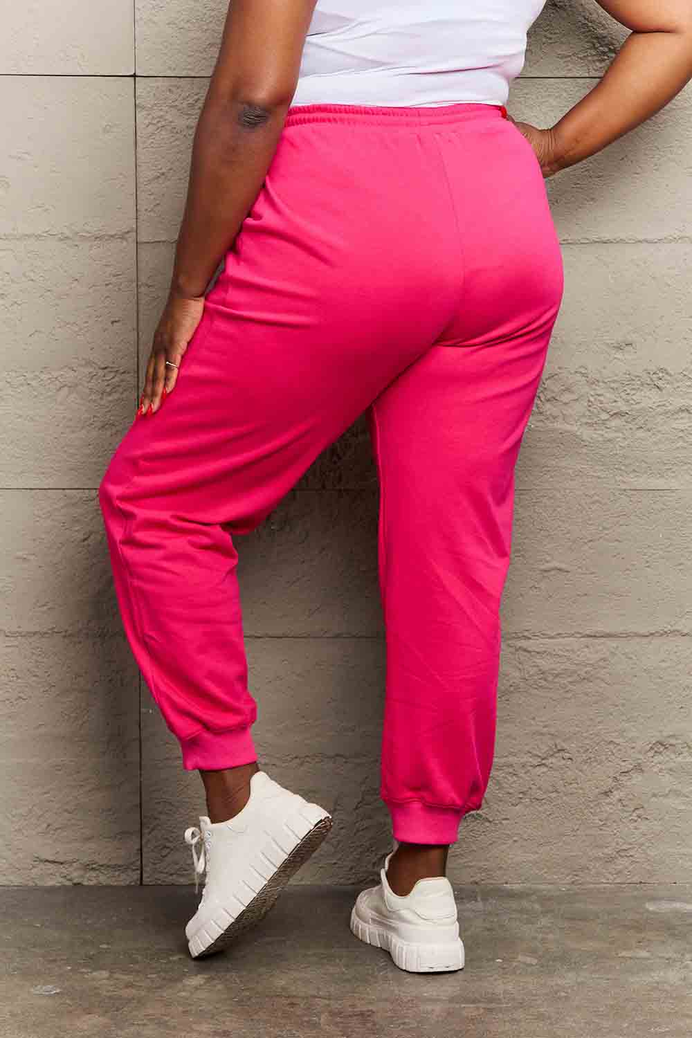 "DAY YOU DESERVE" GRAPHIC DRAWSTRING SWEATPANTS - DEEP ROSE - (S-3XL)