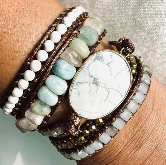 Long Strand Bracelet: Soft Tone