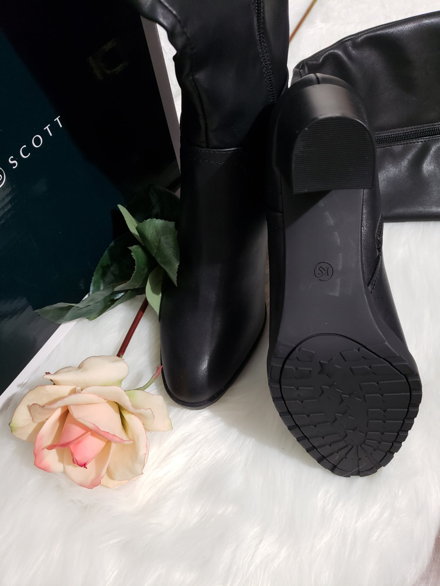 KAREN SCOTT Women's Laylah Boots - Black - (8M)