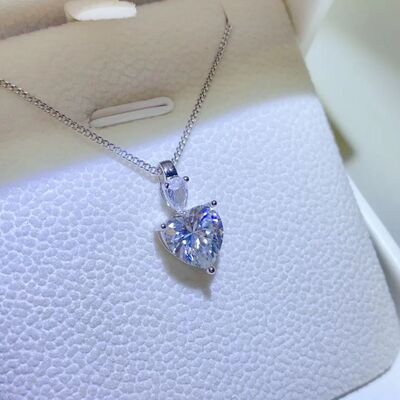 2-Carat Moissanite 925 Sterling Silver Heart-Pendant Necklace