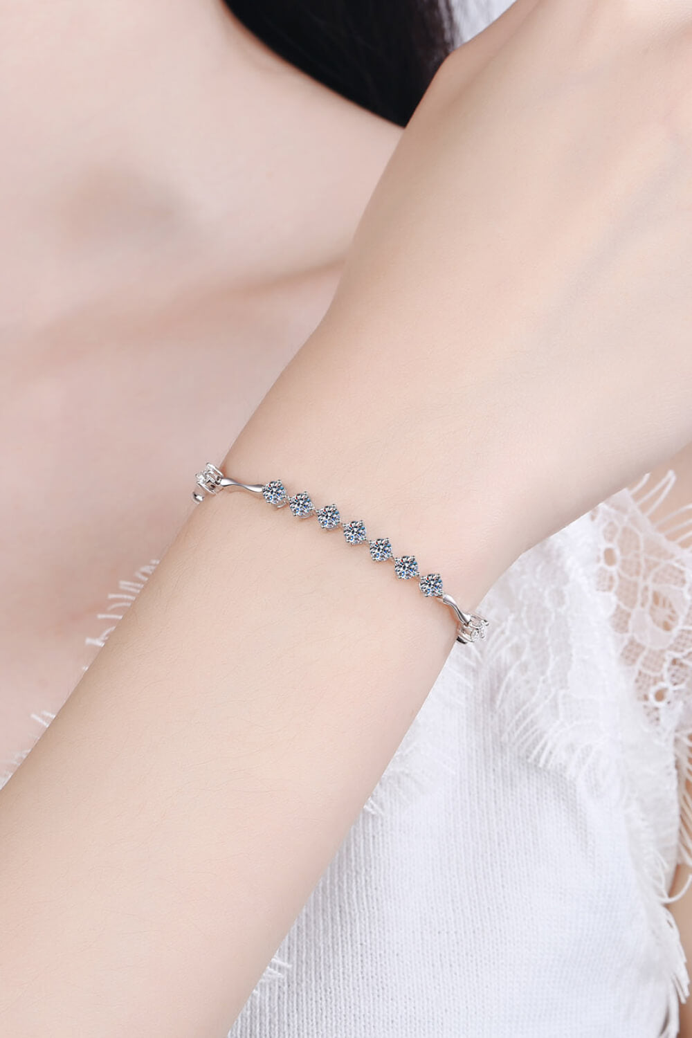 1.35 CARAT MOISSANITE 925 STERLING SILVER BRACELET