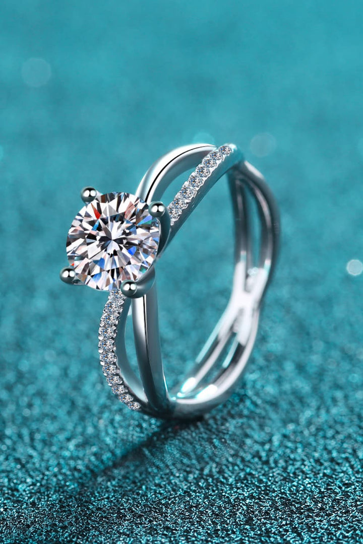 1 Carat Moissanite 925 Sterling Silver Crisscross Split-Shank Ring