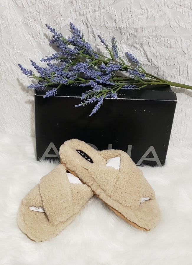 🤍 AQUA Fluff Faux Shearling Slide Slippers – Beige – (6) 🤍☁️