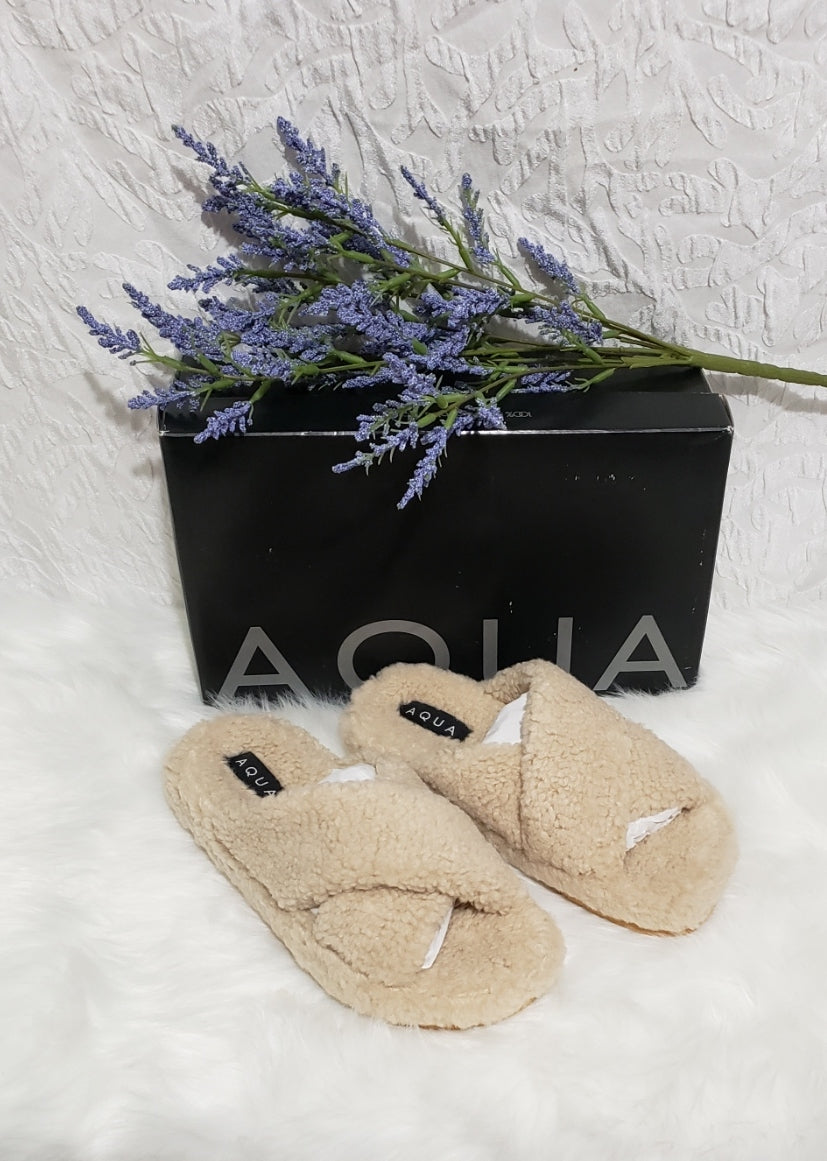 🤍 AQUA Fluff Faux Shearling Slide Slippers – Beige – (6) 🤍☁️