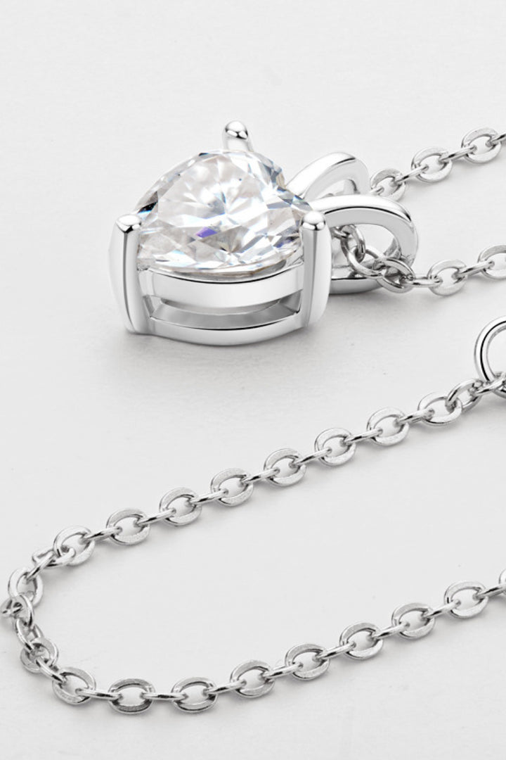 1 Carat Moissanite Heart-Shaped Polished Pendant Necklace - Gold, Silver
