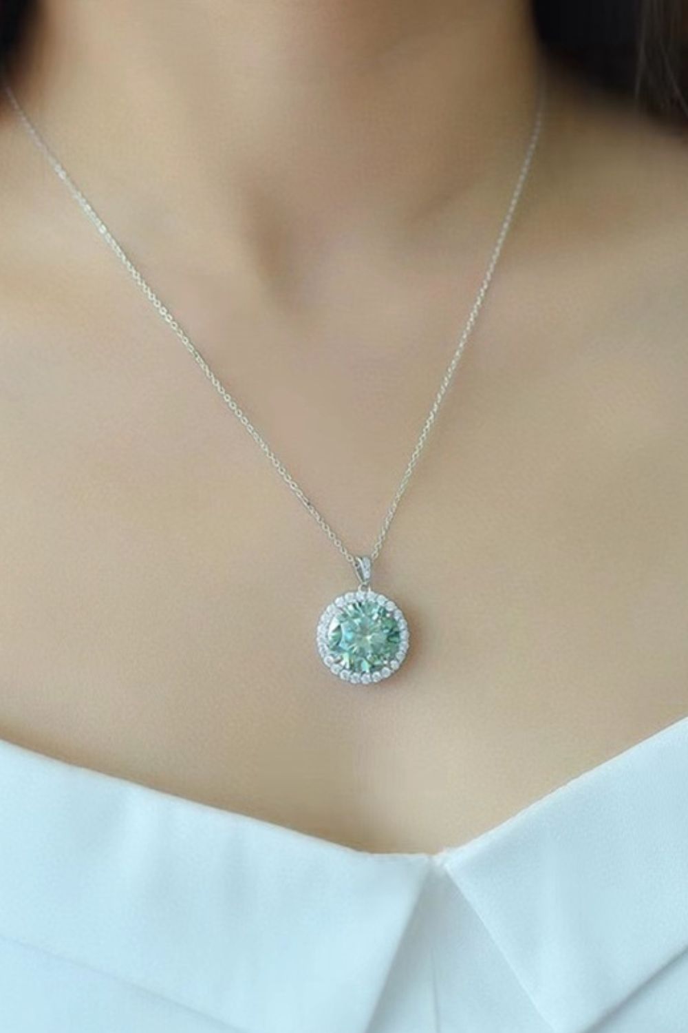 10-Carat Moissanite Round Pendant Platinum-Plated Necklace - Green, White