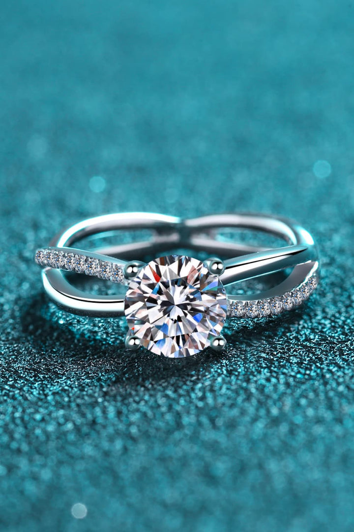 1 Carat Moissanite 925 Sterling Silver Crisscross Split-Shank Ring
