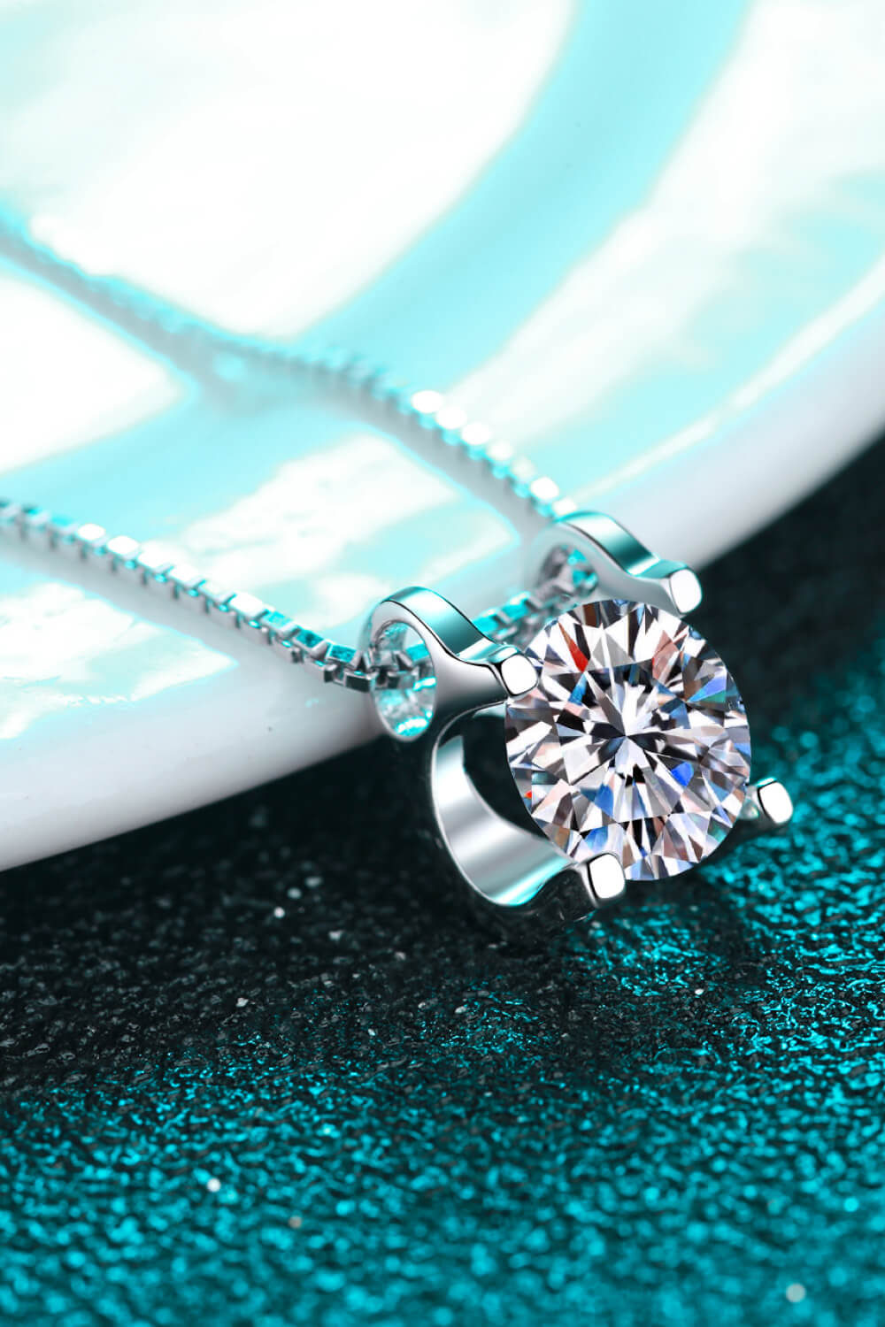 1 Carat Moissanite Heart-Pendant 925 Sterling Silver Chain Necklace - Silver