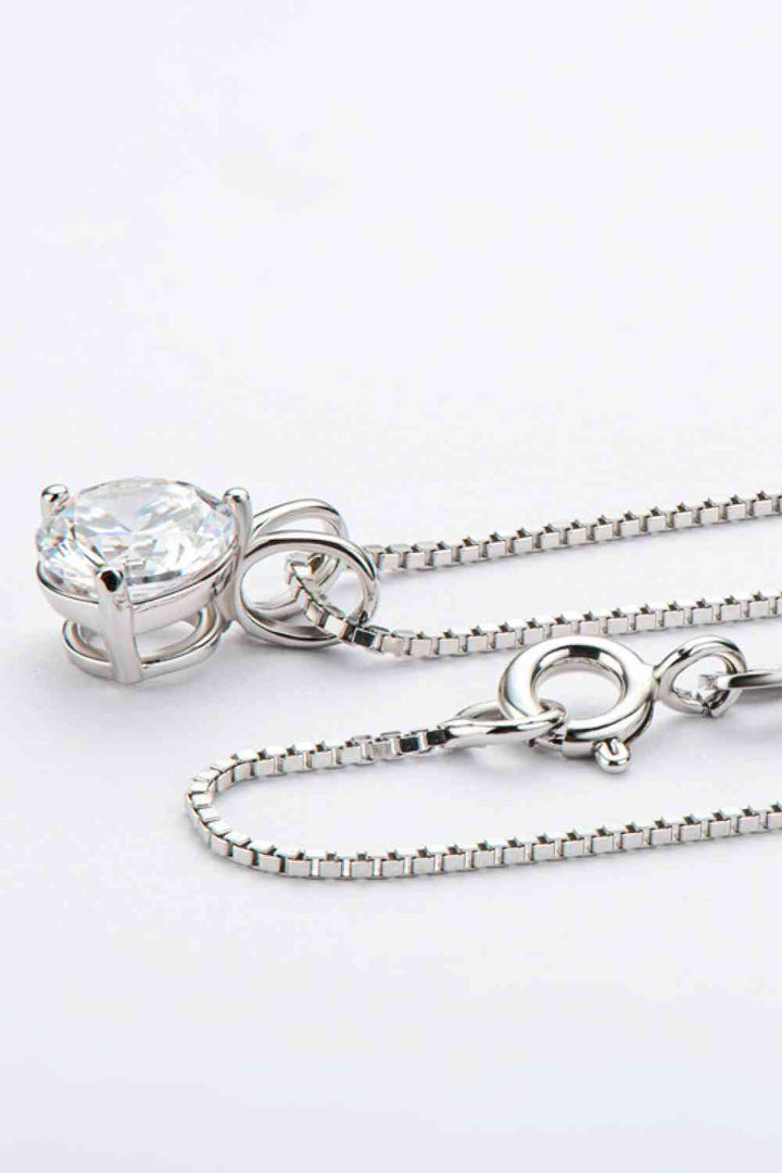 1 Carat Moissanite 3-Prong Pendant Necklace - Silver, Gold